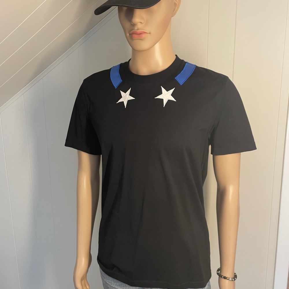 Givenchy - Picture 2 of 8